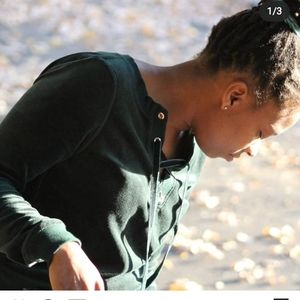 Meet your Posher, Abigail